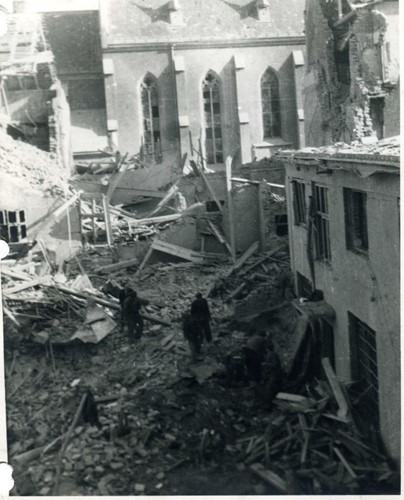 richtext-2214-vybombardovana-kralupska-knihovna.jpg